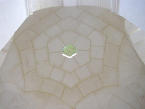 tutoriel-taille-de-pierre-compagnon